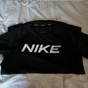 nike sports top